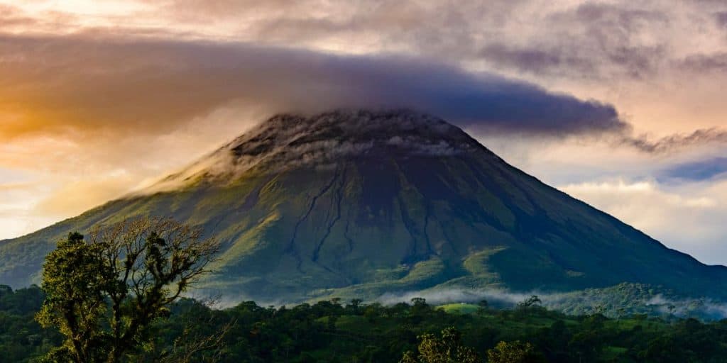 save money Costa Rica 10 Day Itinerary